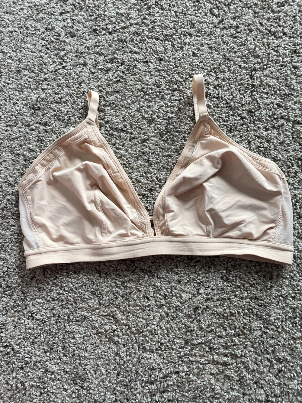 All.you Lively Beige Wireless V-Plunge Everyday Mesh Bra size 3